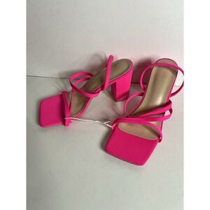 Hot Pink Square Toe Heels 3 In Pumps Size‎ 8 Or  39